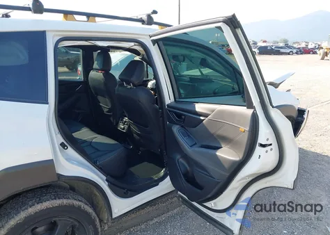 2023 Subaru Forester Wilderness из США, поврежденный, VIN JF2SKALC4PH509004